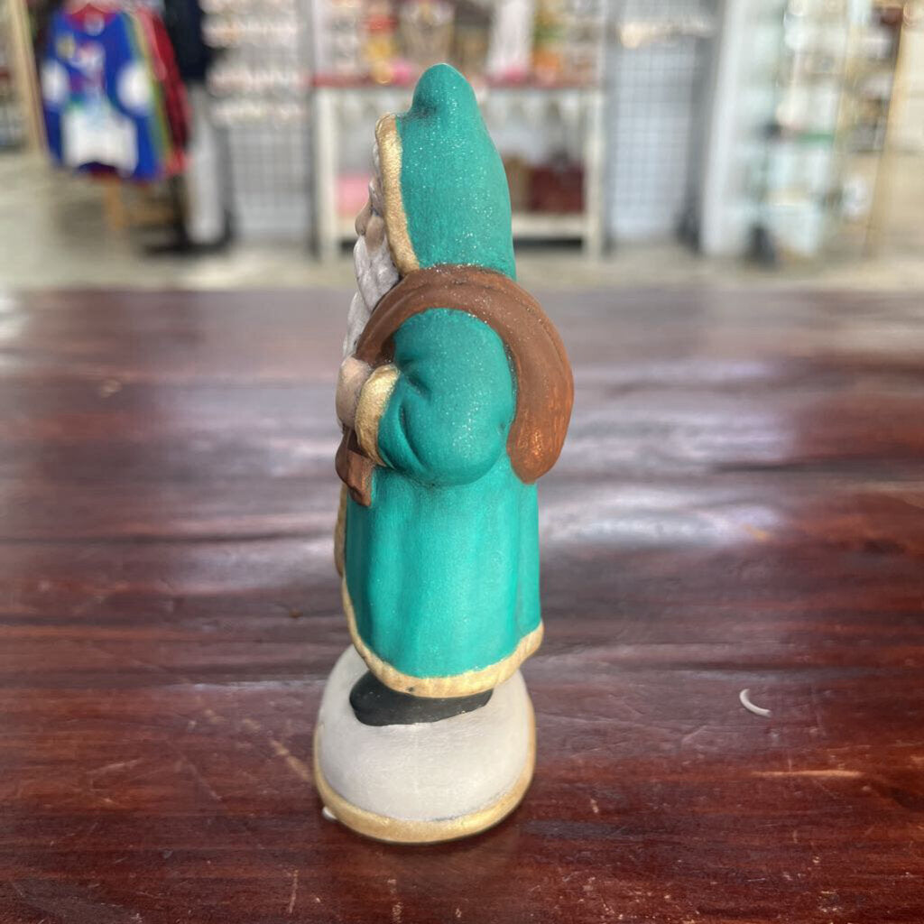 WALNUT RIDGE PRIMITIVE CHALKWARE SANTA 1850