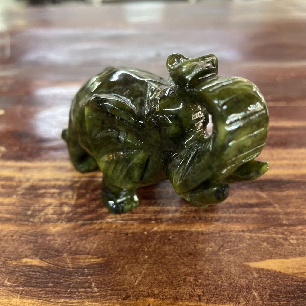 JADE LUCKY ELEPHANT