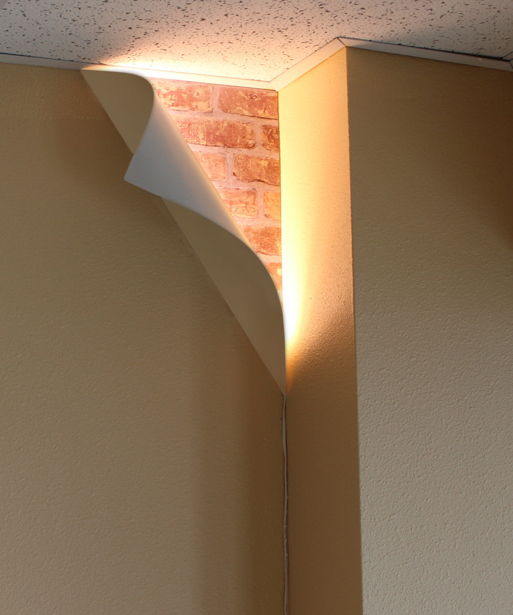 18H BIG REVEAL LED CORNER LIGHT WHITE CURVED METAL