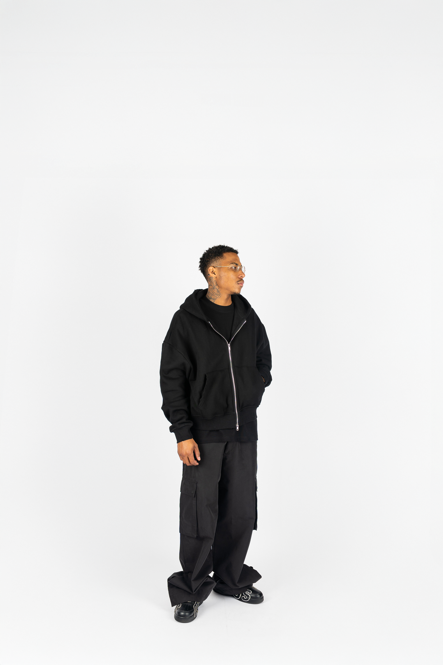 THE LABEL WEATHERED ZIP UP