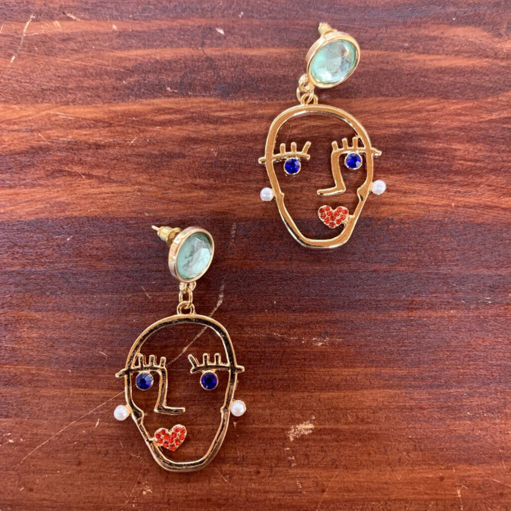 FASHION EARRINGS