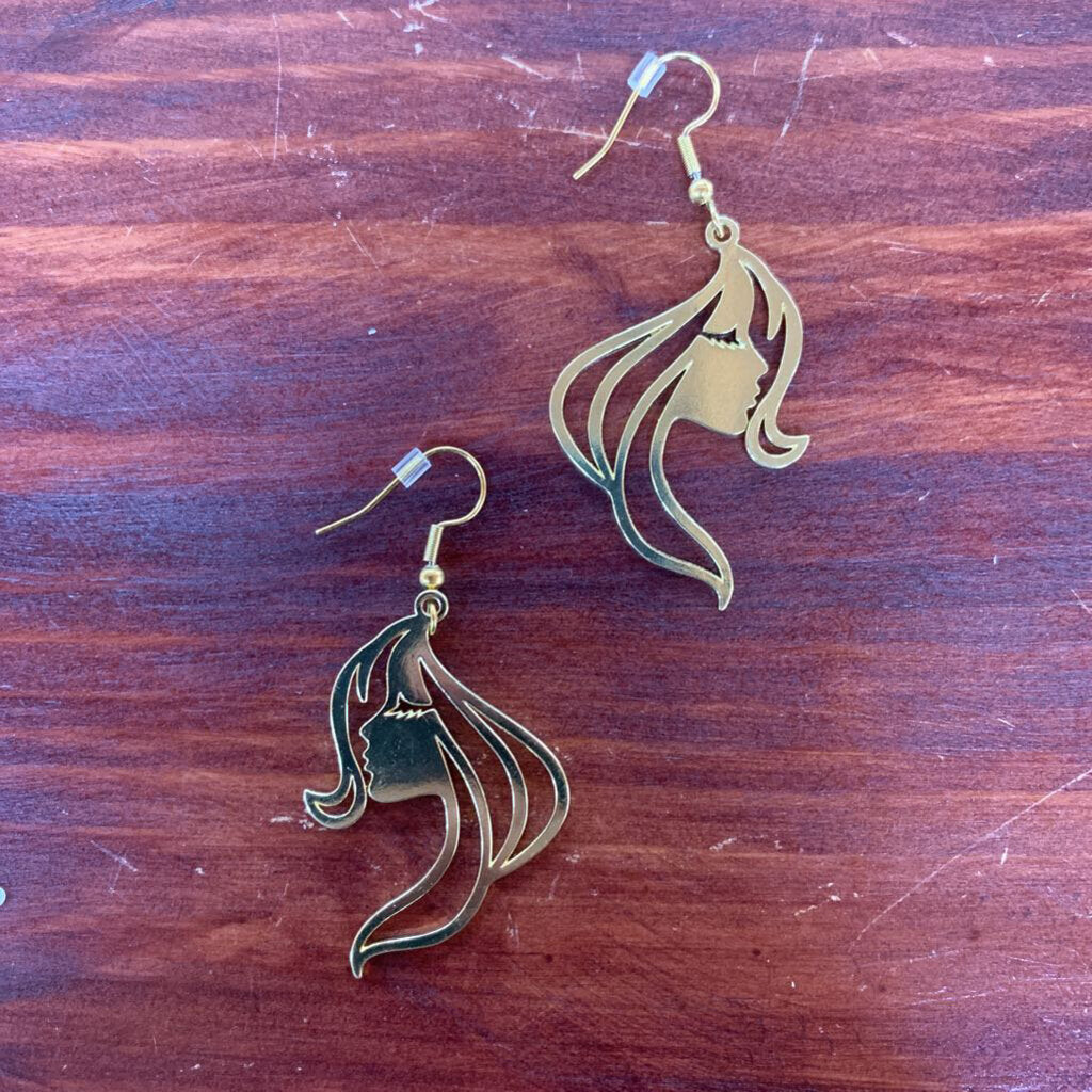 FASHION EARRINGS