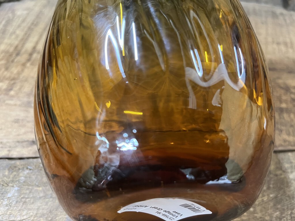 VINTAGE GREEN AMBER VASE