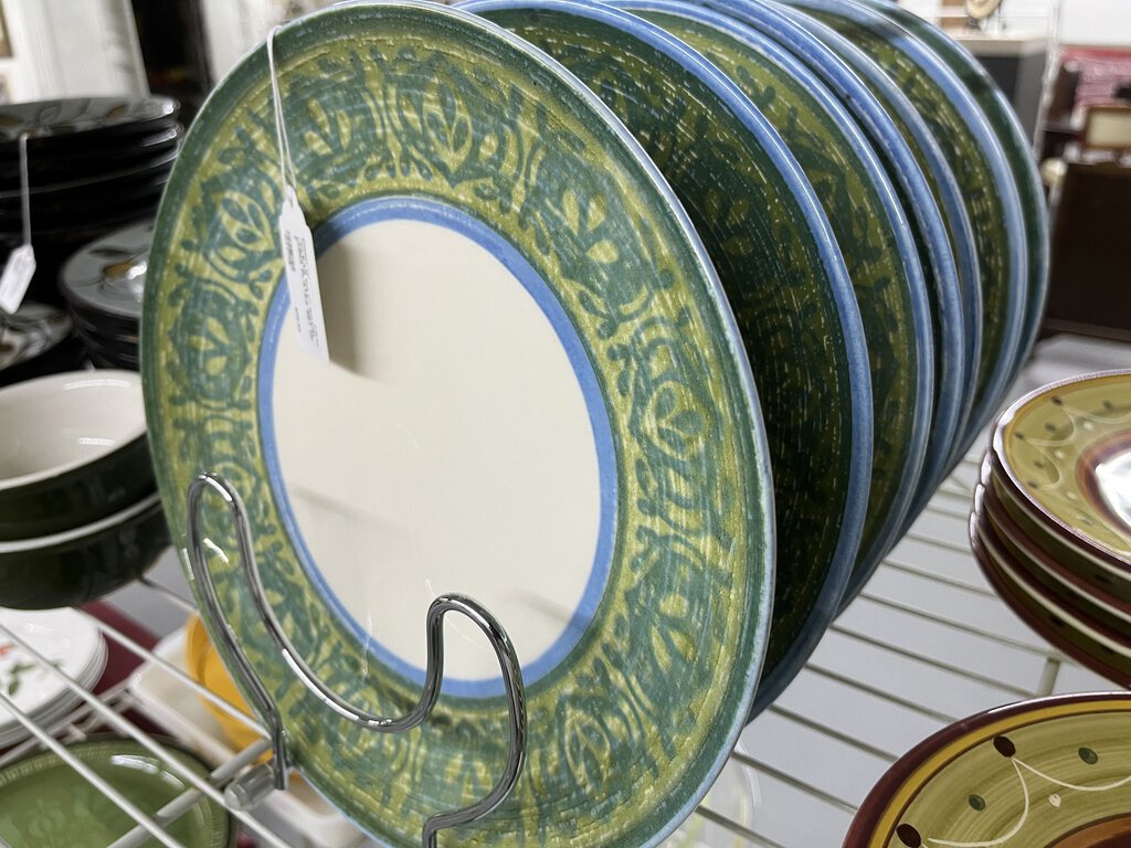 "CLEAR DAY" ROYAL CHINA PLATES SET OF 7