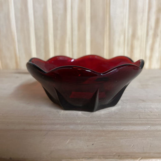 ANCHOR HOCKING ROYAL RUBY RED BERRY BOWL SCALLOPED EDGE