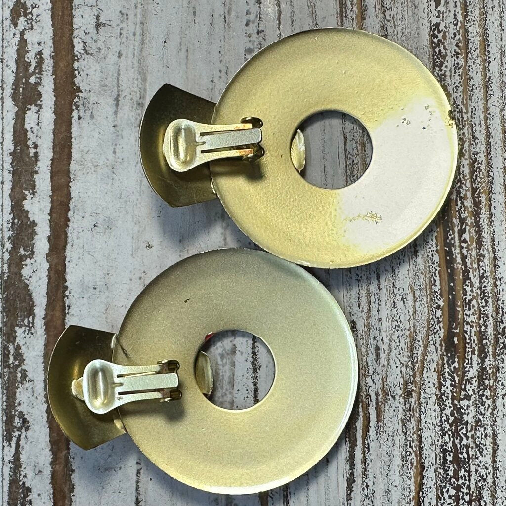 VTG CLIP ON EARRINGS