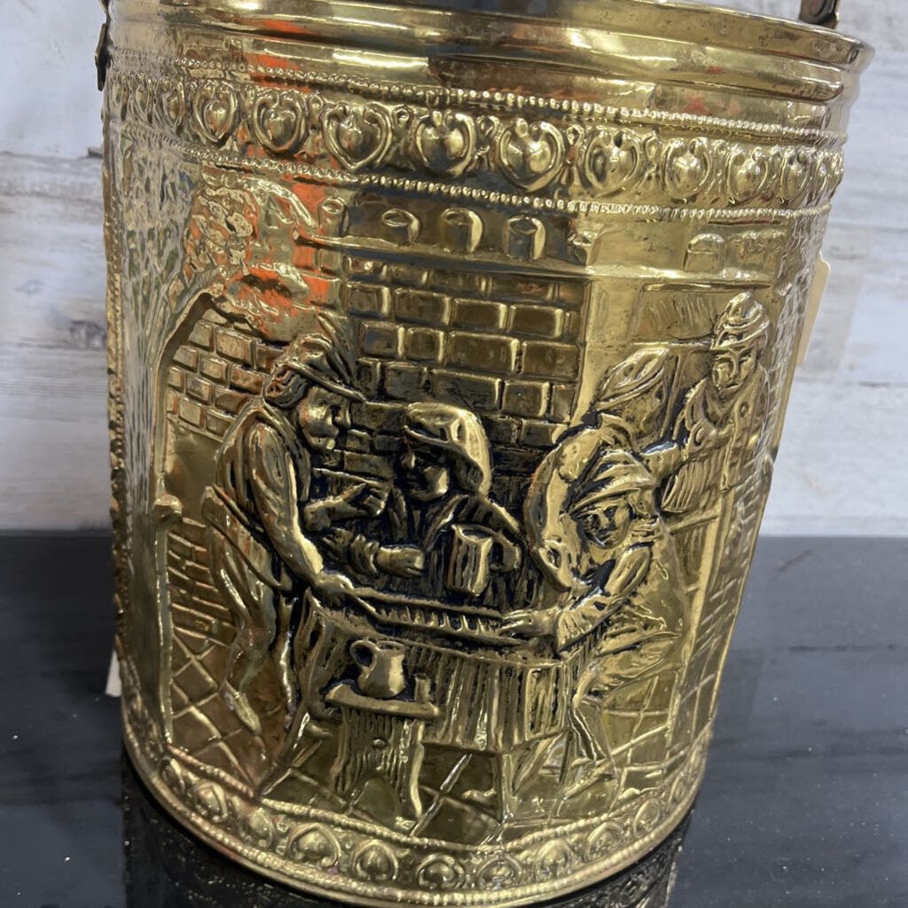OLD ENGLISH REPOUSSE FIREWOOD BUCKET