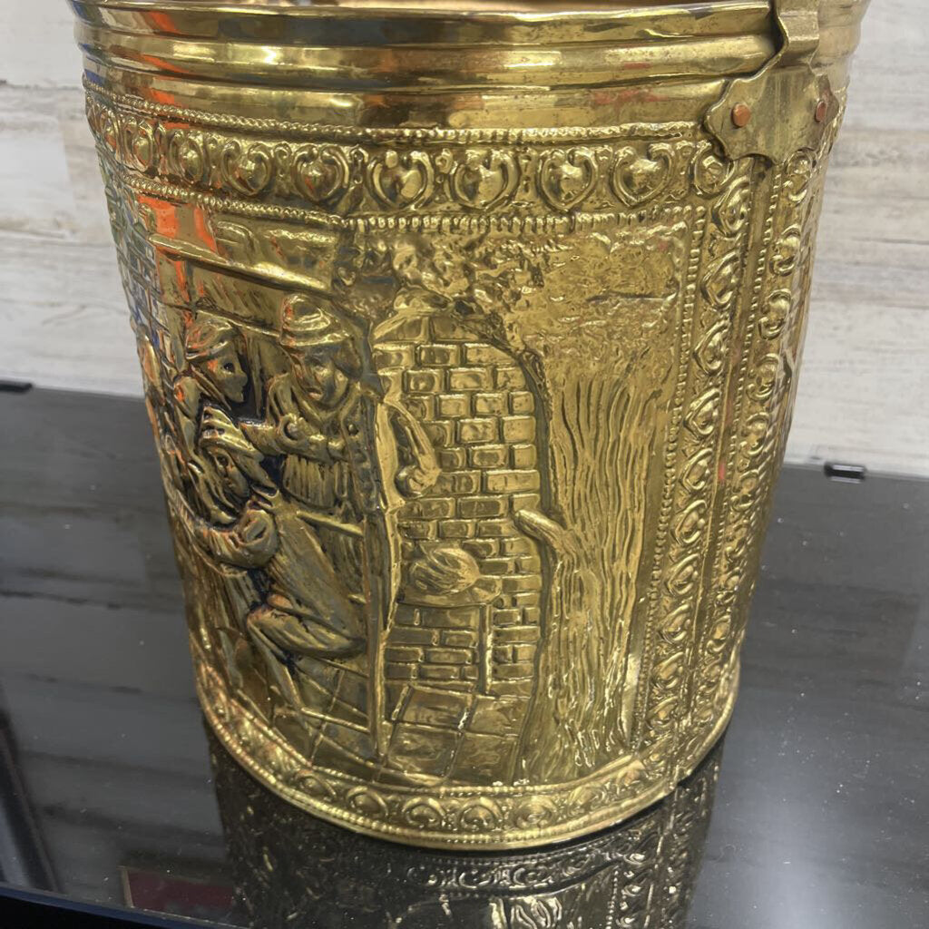 OLD ENGLISH REPOUSSE FIREWOOD BUCKET