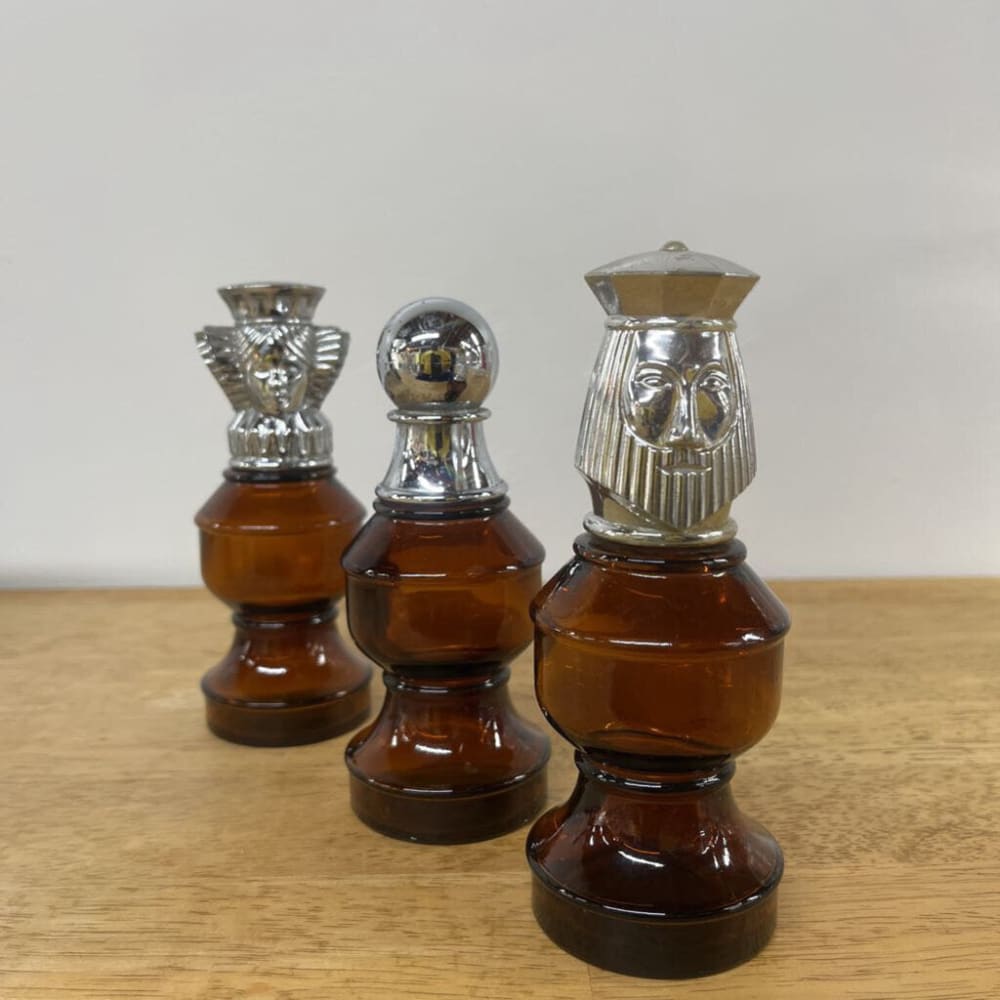 AVON VINTAGE PIECE