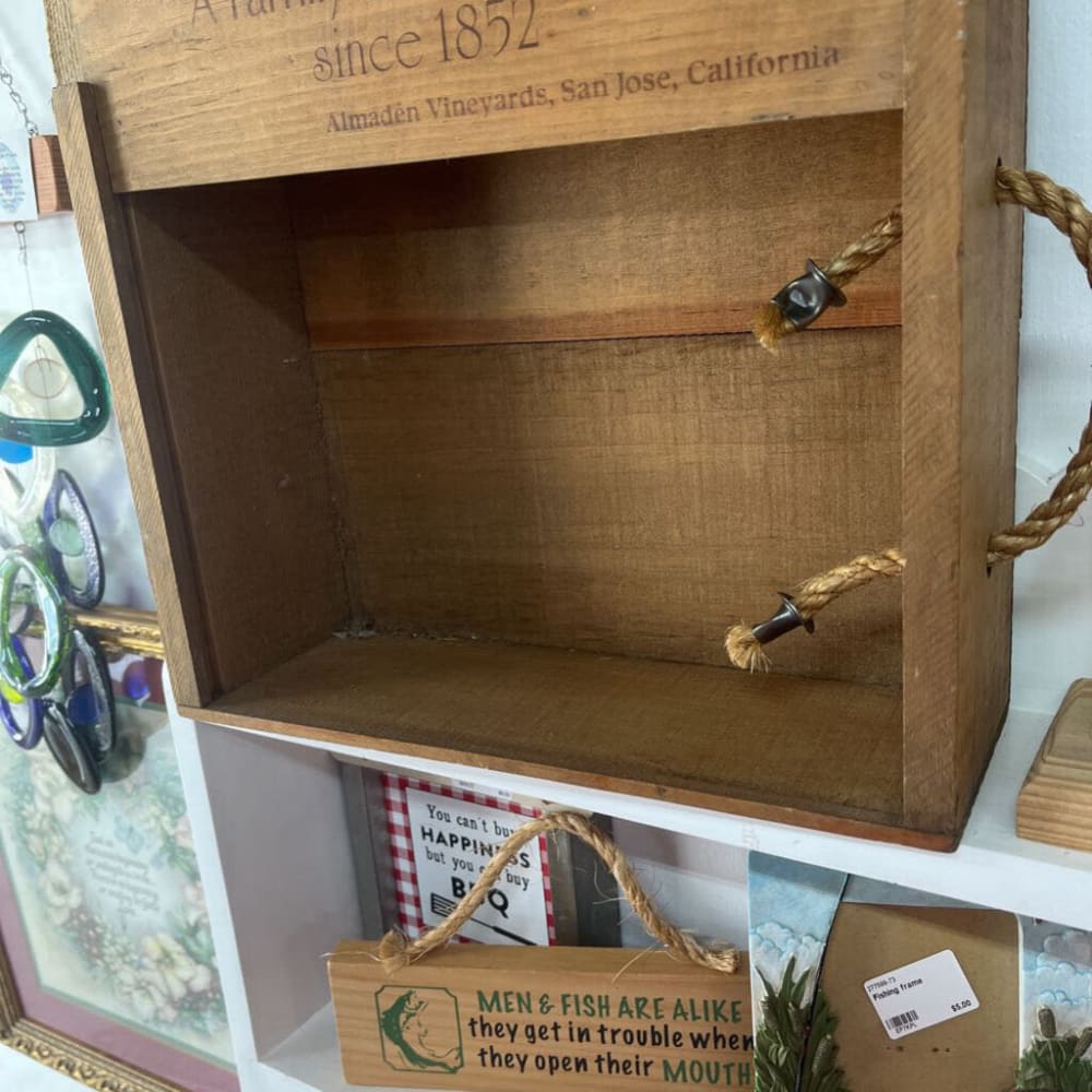 ALMADEN VINEYARD WINE BOX