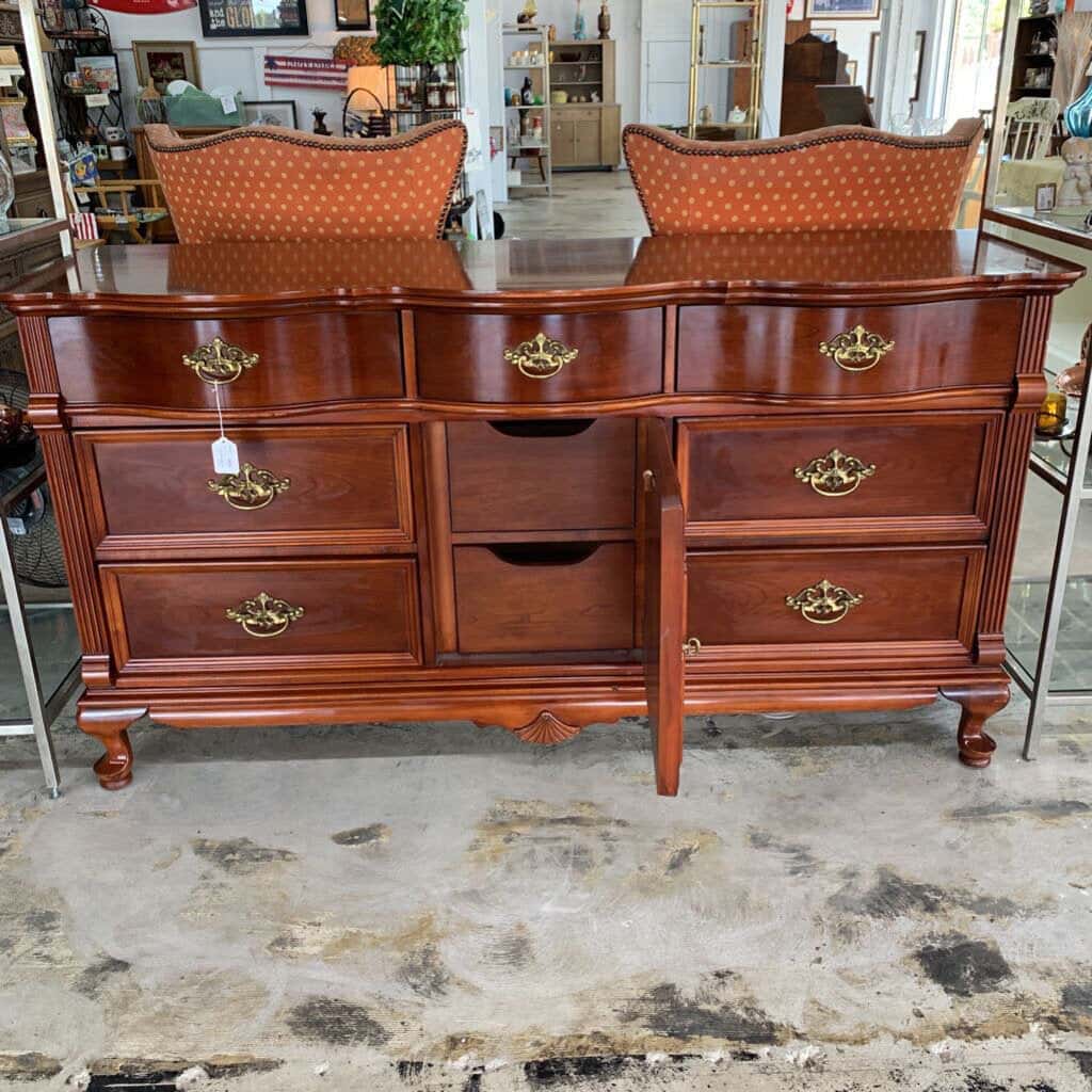 LEXINGTON DRESSER - Thriftique Marketplace