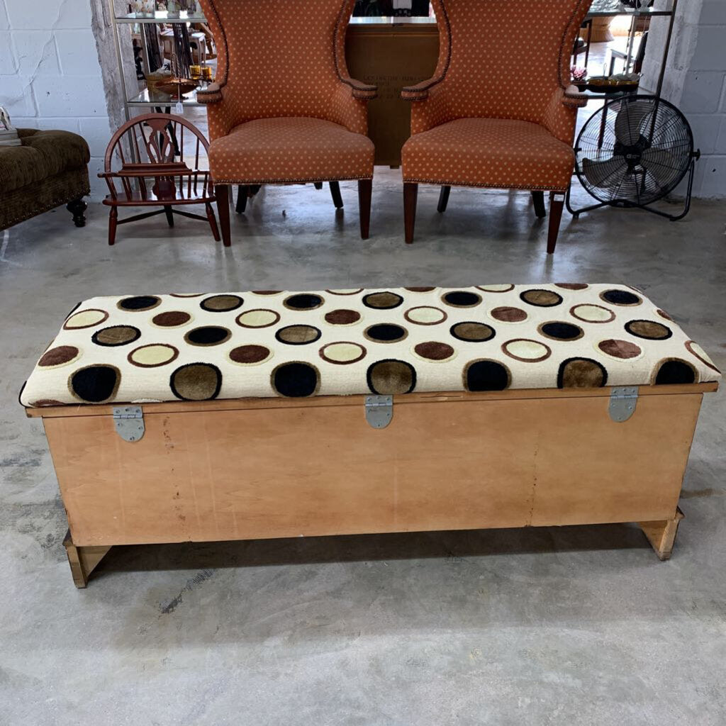 LANE CEDAR CHEST WITH KEY - Thriftique Marketplace