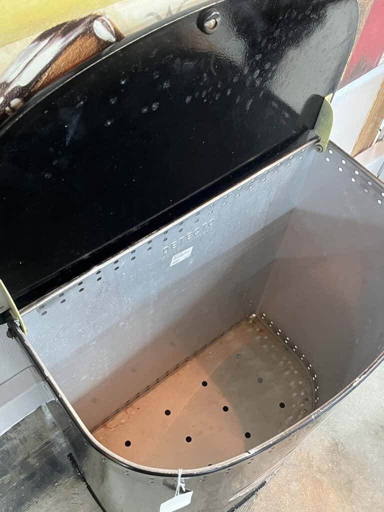 MID CENTURY BLACK METAL HAMPER