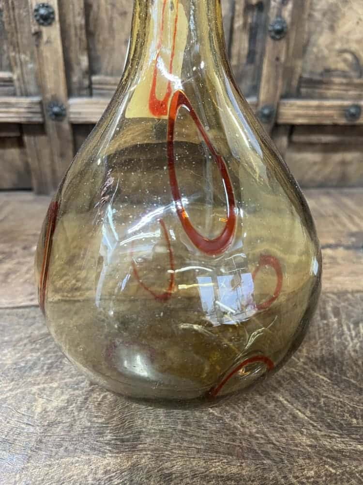 TALL ART GLASS AMBER/RED VASE