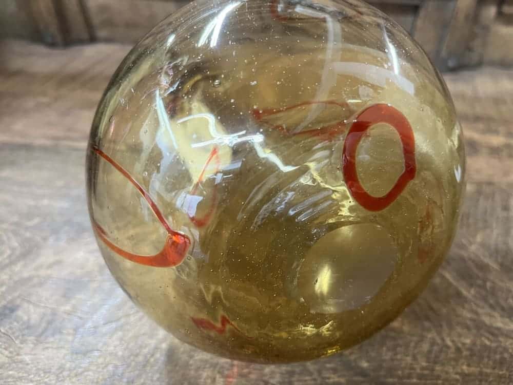 TALL ART GLASS AMBER/RED VASE