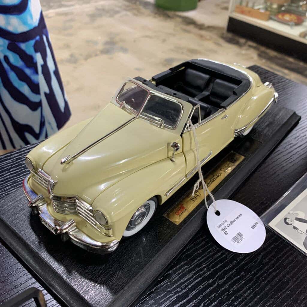 1947 CADILLAC SERIES 62 - Thriftique Marketplace