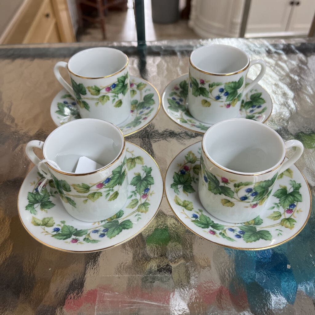 8PC ADREA CUPS & SAUCERS SET