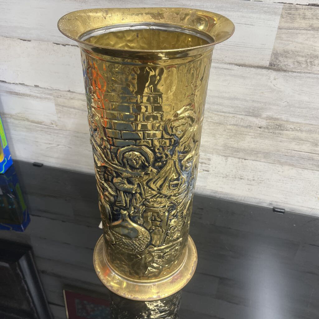 VINTAGE HAMMERED EMBOSSED BRASS UMBRELLA HOLDER