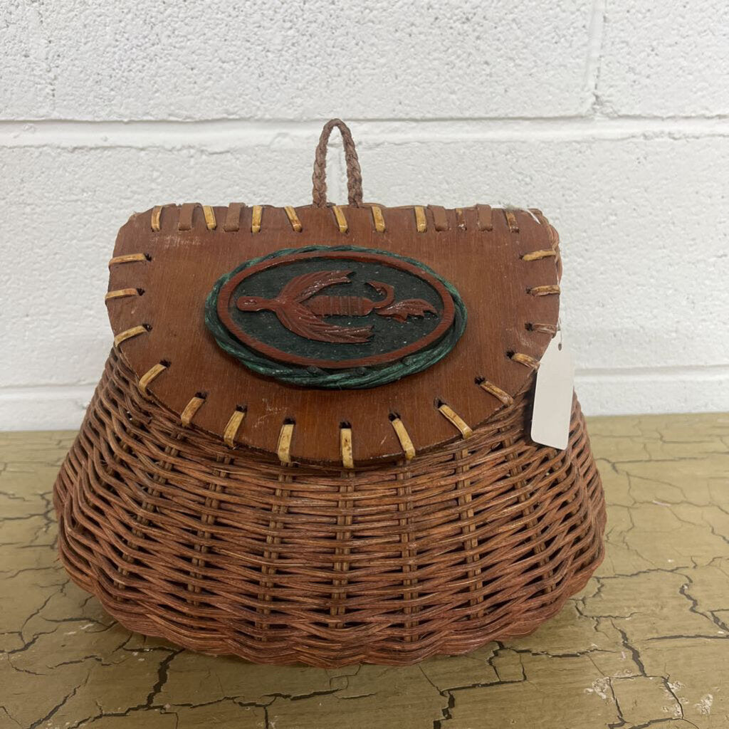 VINTAGE WOVEN CREEL BASKET