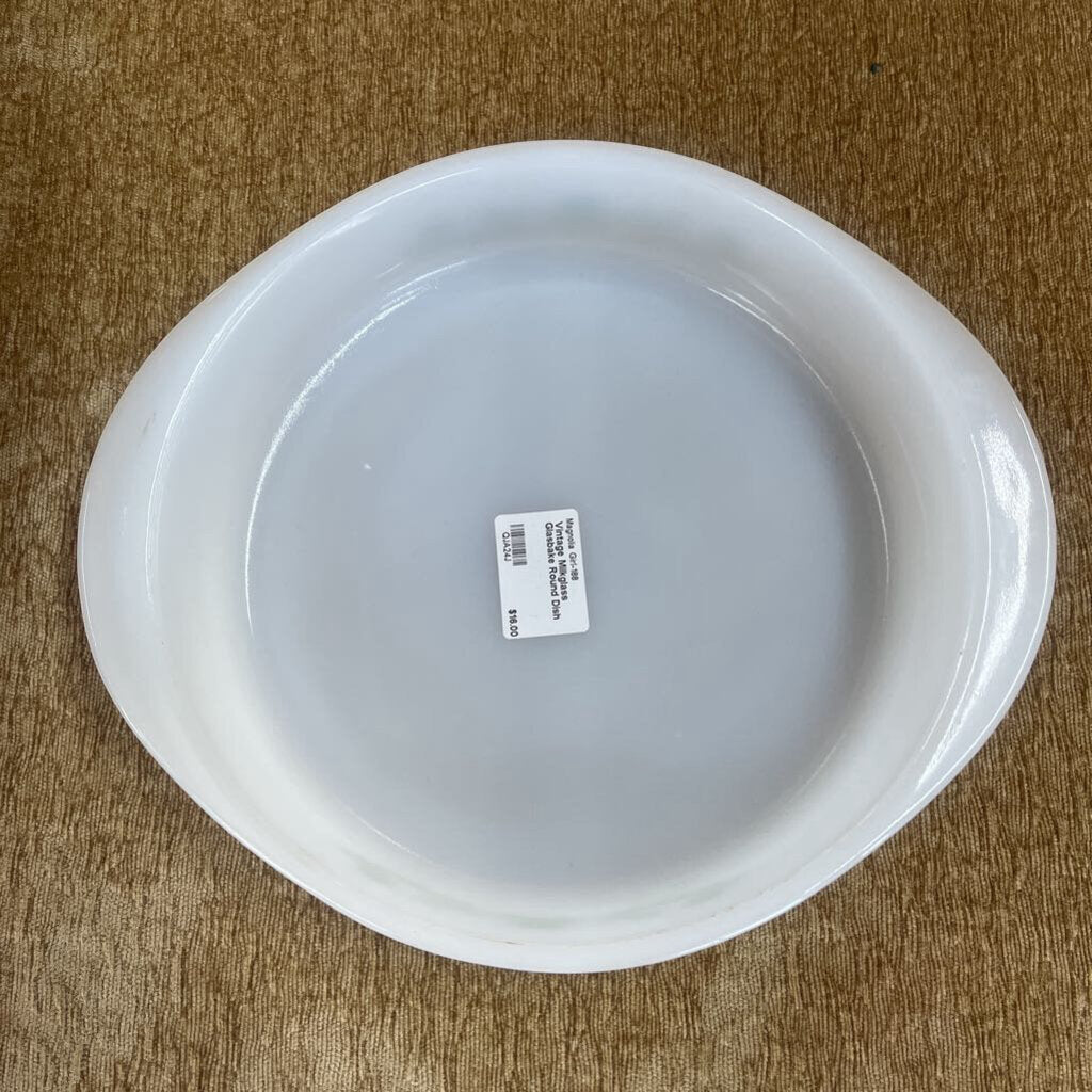 VINTAGE MILKGLASS GLASBAKE ROUND DISH
