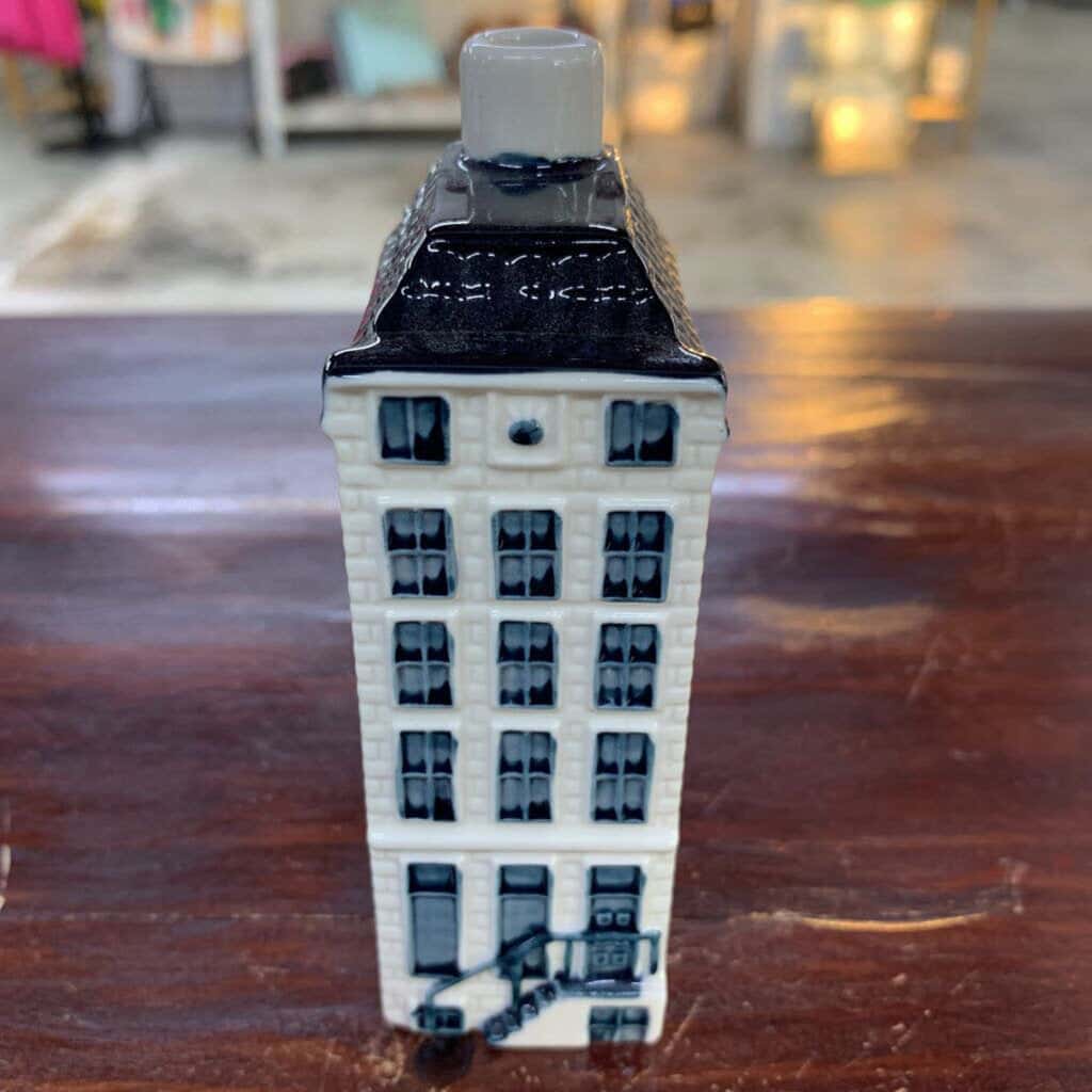BLUE DELFT HOUSE DECANTER