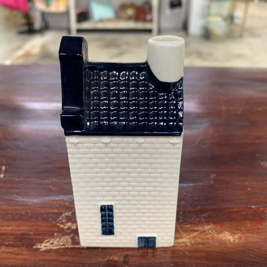 BLUE DELFT HOUSE DECANTER