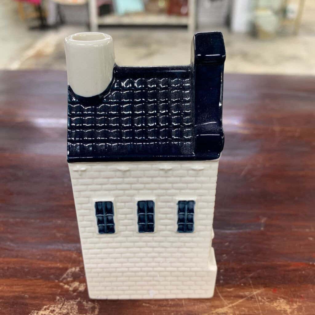 BLUE DELFT HOUSE DECANTER