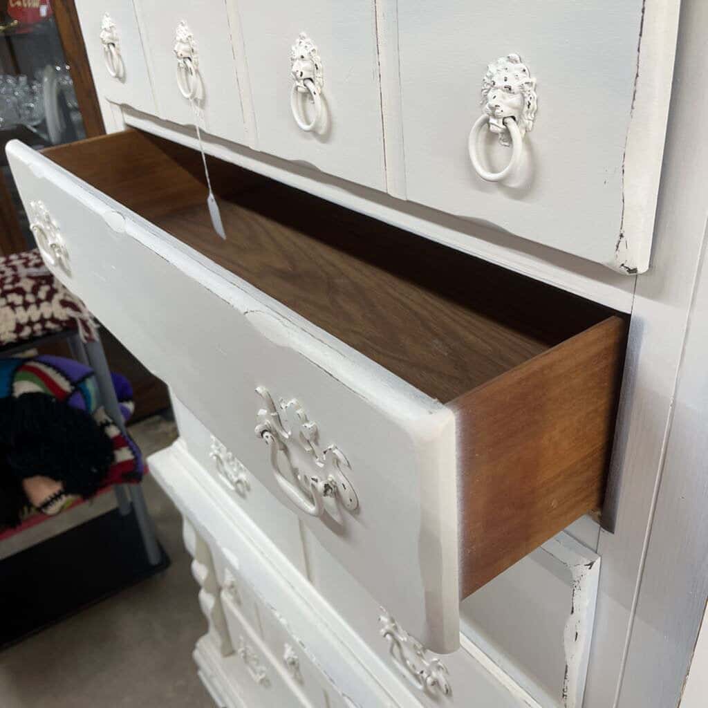 WHITE DISTRESSED SOLID WOOD 6 DRAWER CHEST OF DRAWERS