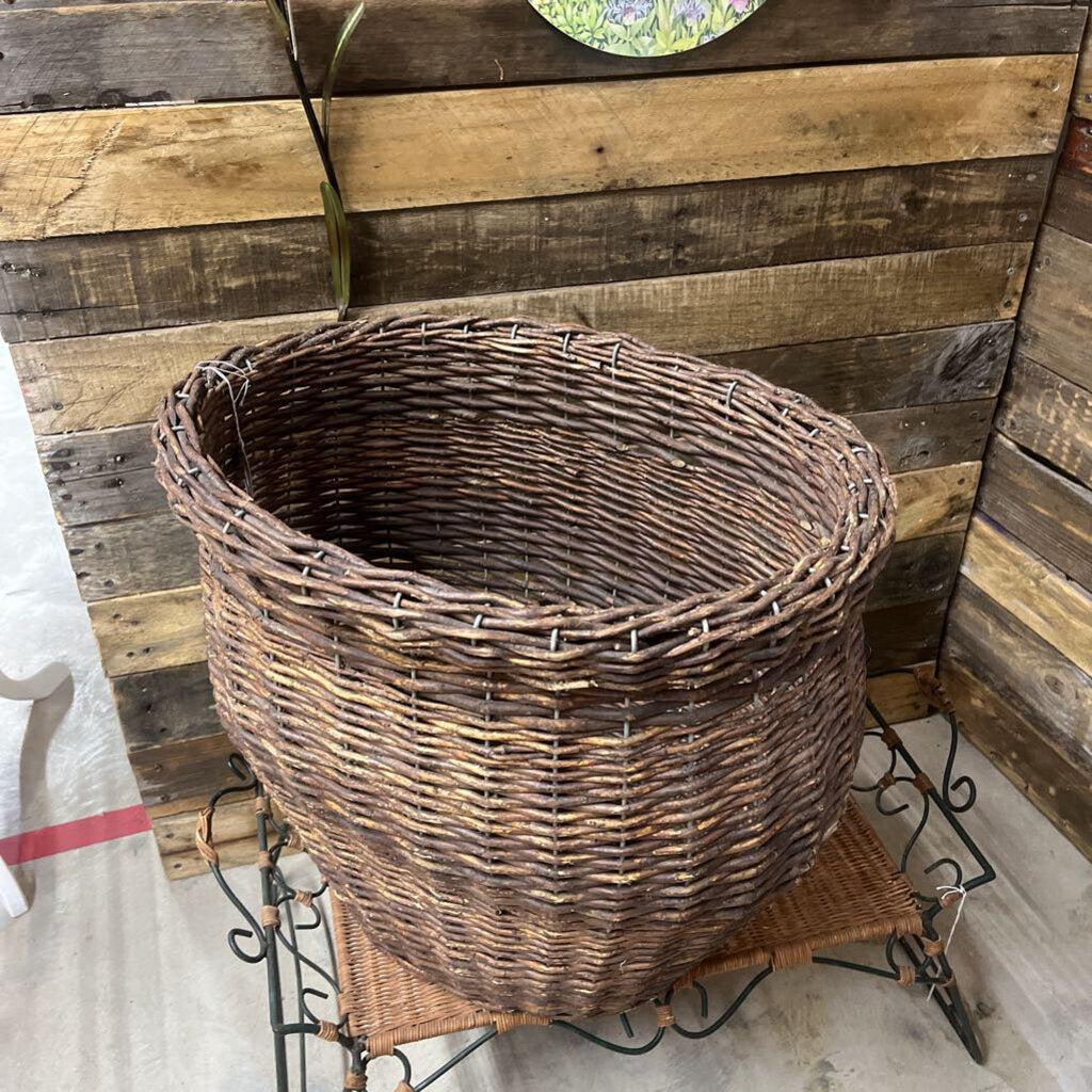 OLD LARGE WOVEN GRAPEVINE FLOOR BASKET