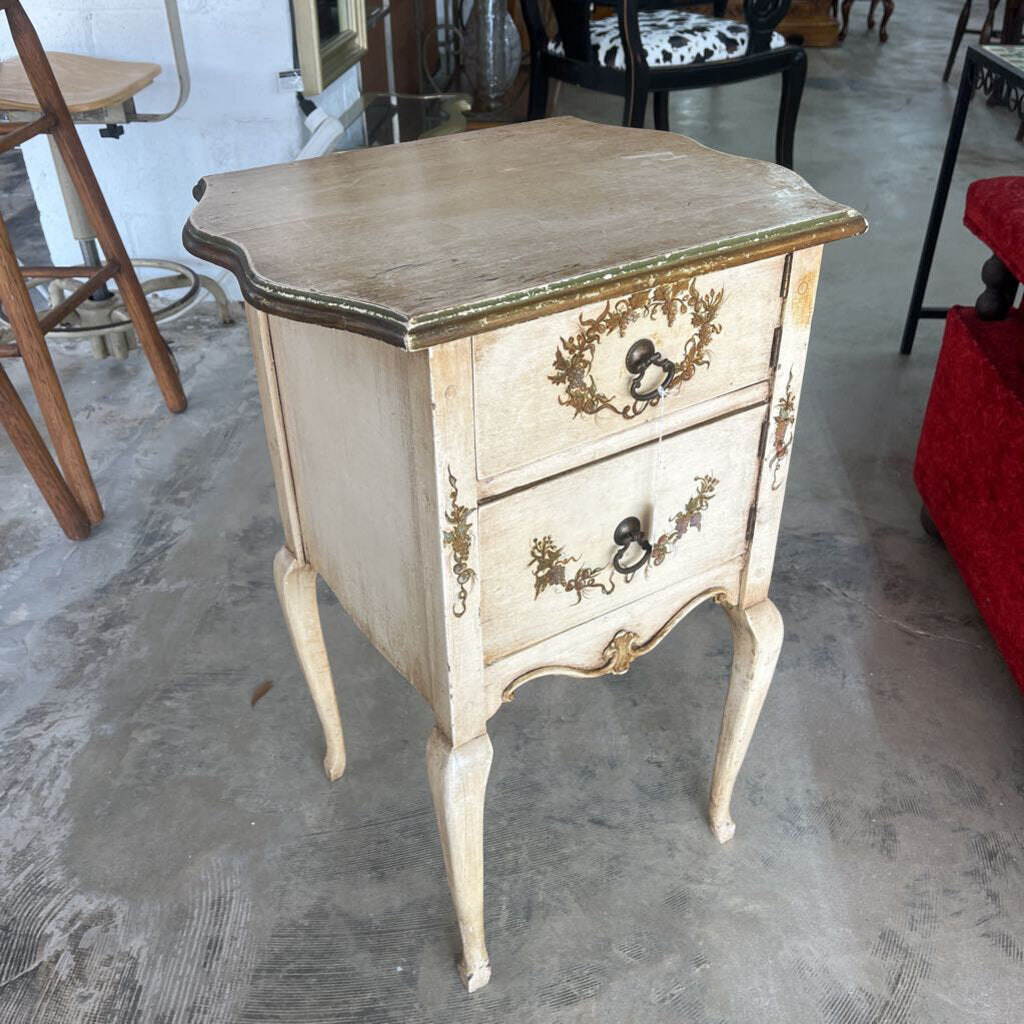 OLD WHITE WASHED HUMIDOR