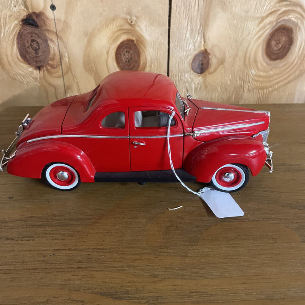 1940 FORD COUPE RED