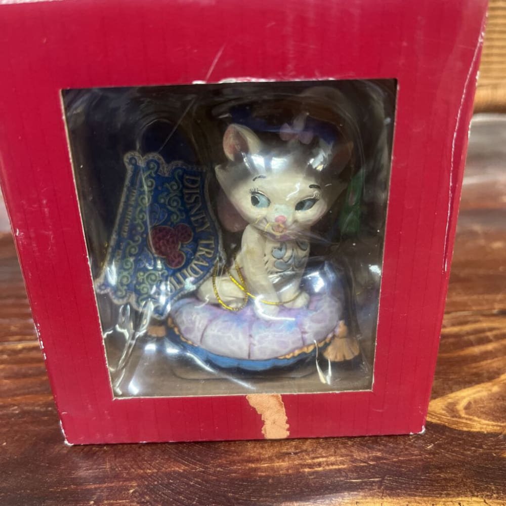 BOXEDJIM SHORE DISNEY MARIE CAT ORNAMENT