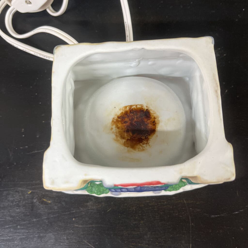 SIMMERING POTPOURRI POT - SCHOOLHOUSE