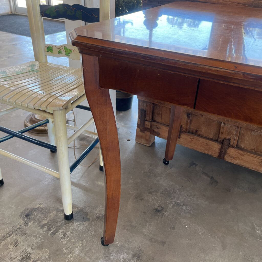 USA MADE CURVED LEG DESK ON CASTERS
