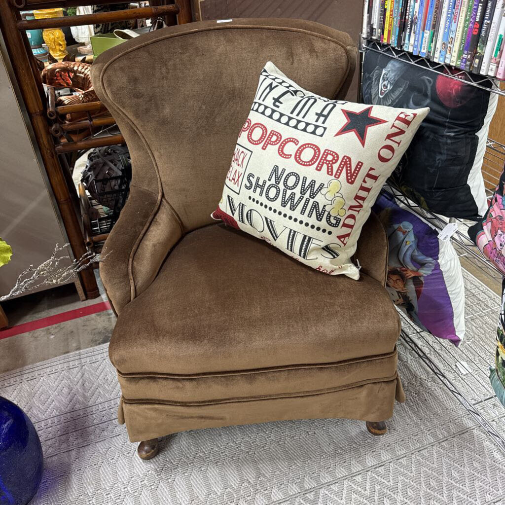 BROWN CHAIR