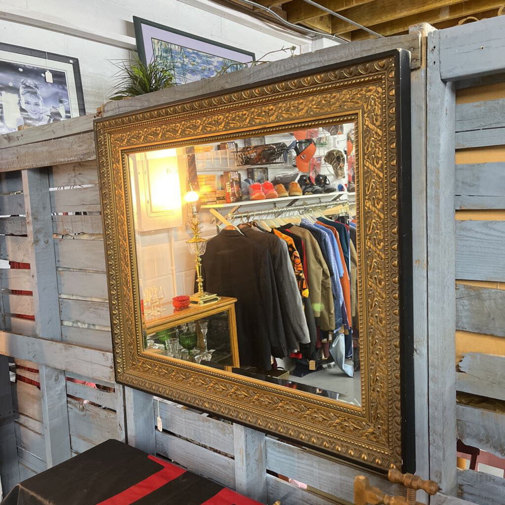 GOLD LEAF MIRROR (JM)
