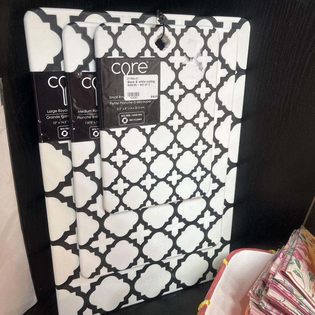 BLACK & WHITE CUTTING BOARDS - SET OF 3