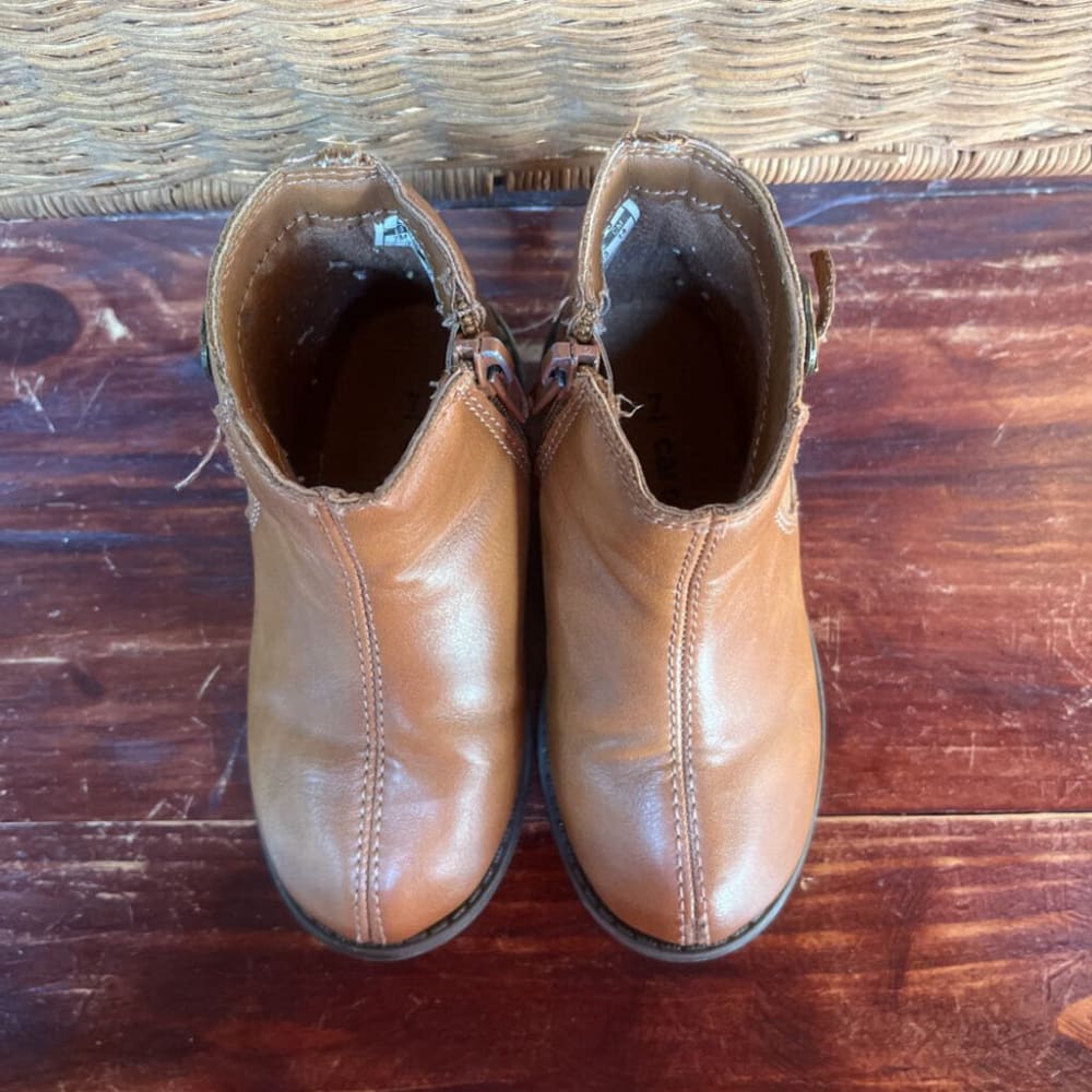 BROWN CARTER BOOTS SZ 7