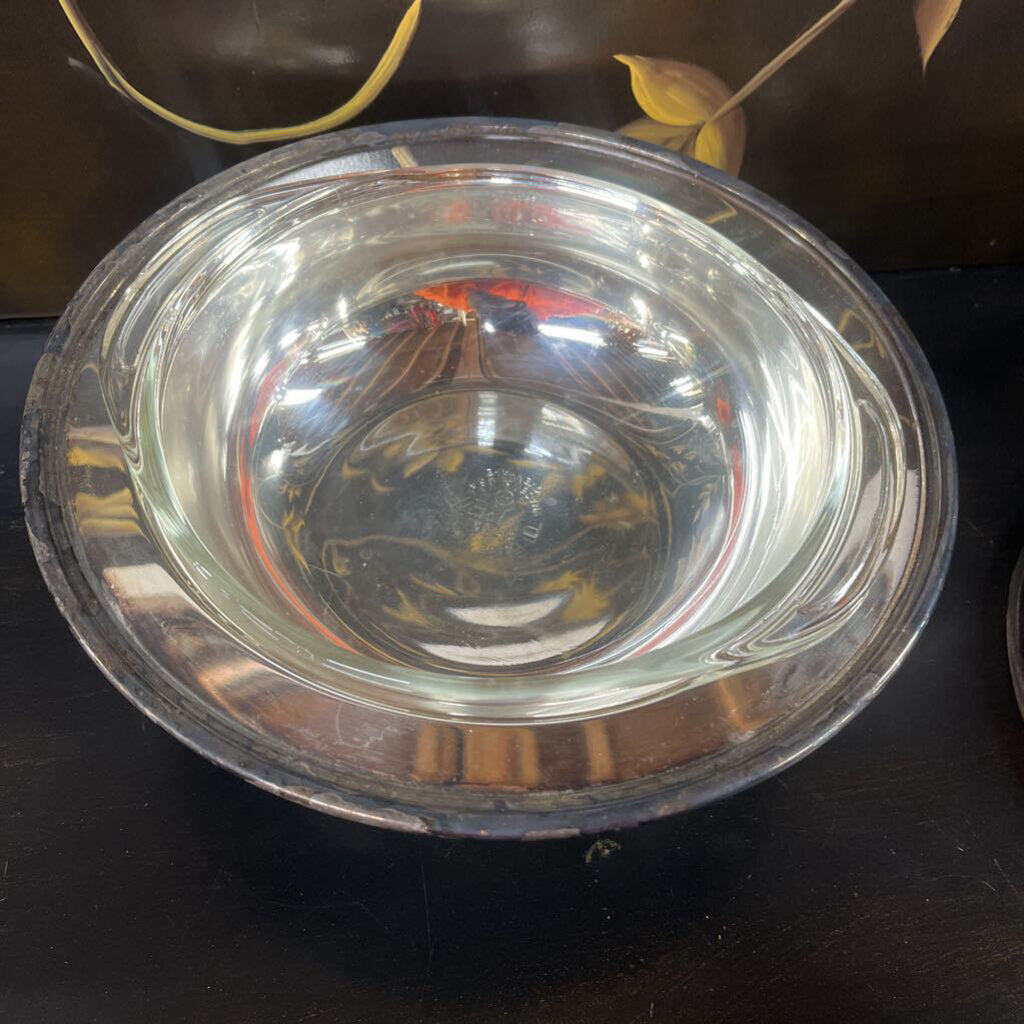 SILVER COVERED SERVING DISH WITH PYREX