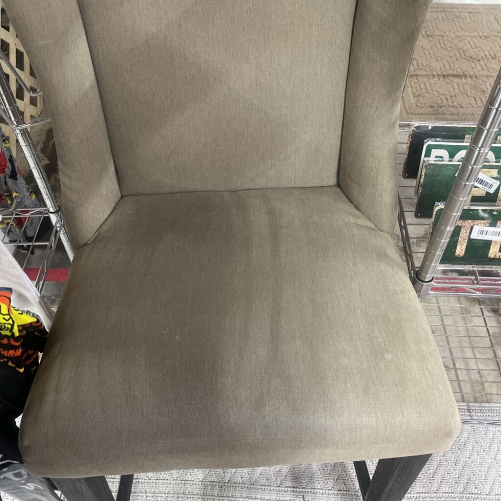 TANK CHAIR
