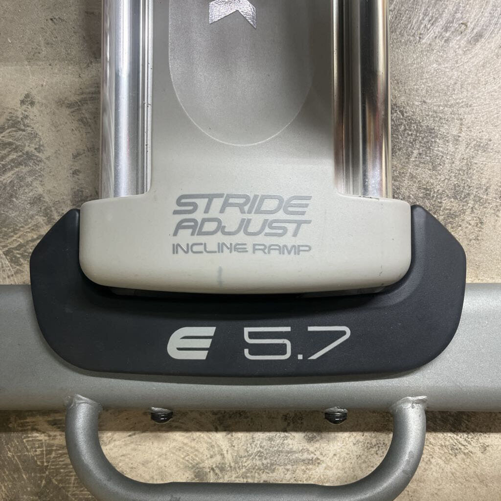 NORDIC TRACK ELLIPTICAL