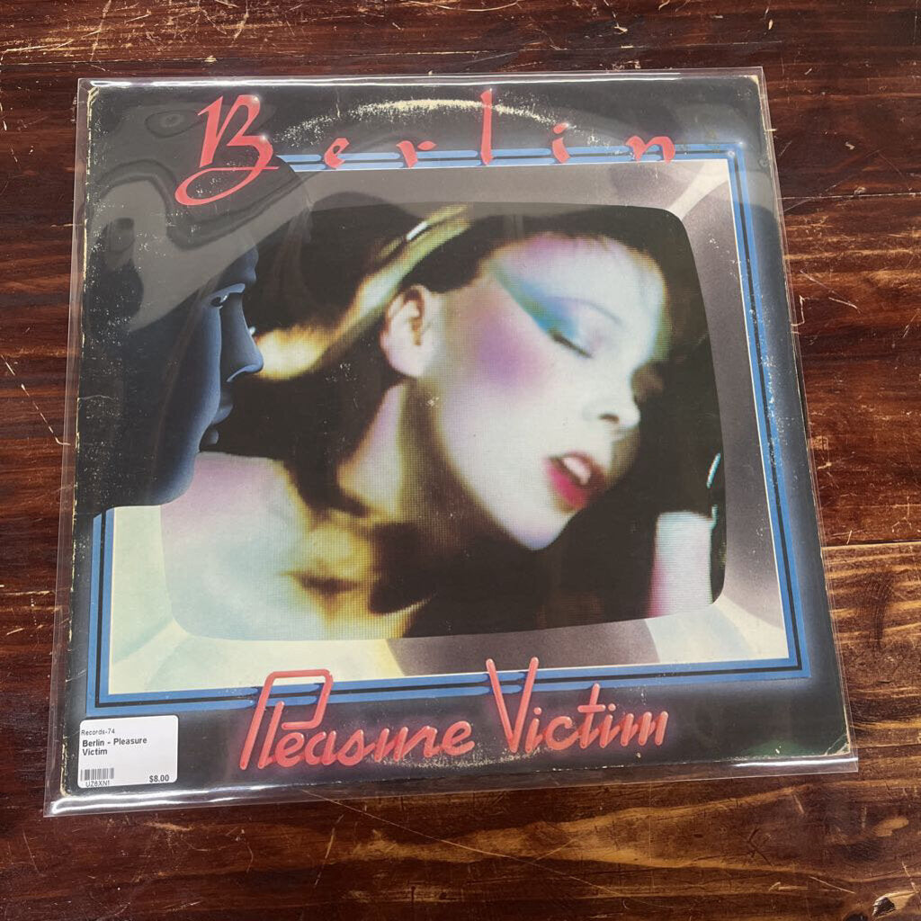 BERLIN - PLEASURE VICTIM