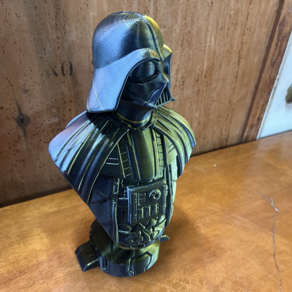 DARTH VADER BUST.