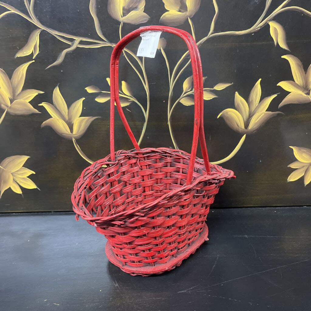 RED BASKET