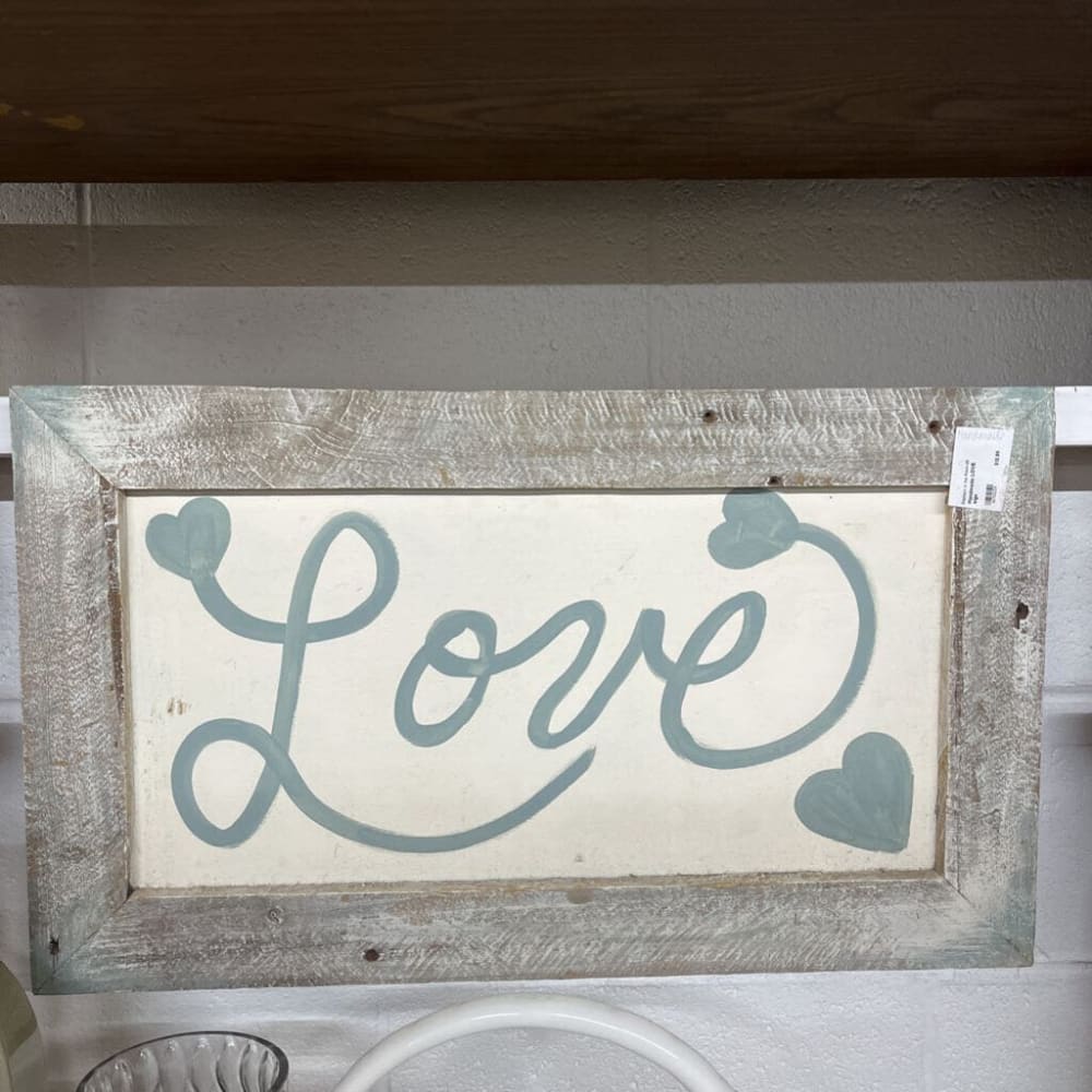 HANDMADE LOVE SIGN