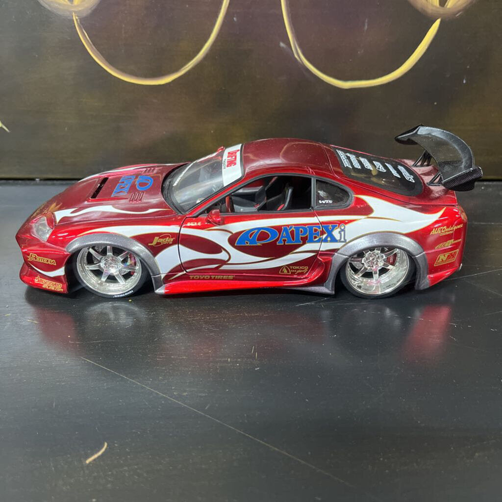 TOYOTA SUPRA DIECAST 1:18 MODEL W/ EXTRA WHEELS & STAND