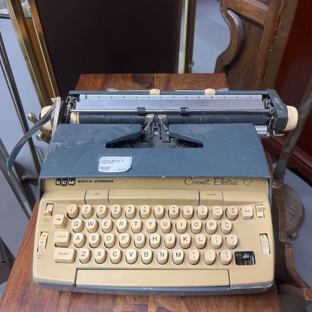 CORONET ELECTRIC 12 TYPEWRITER