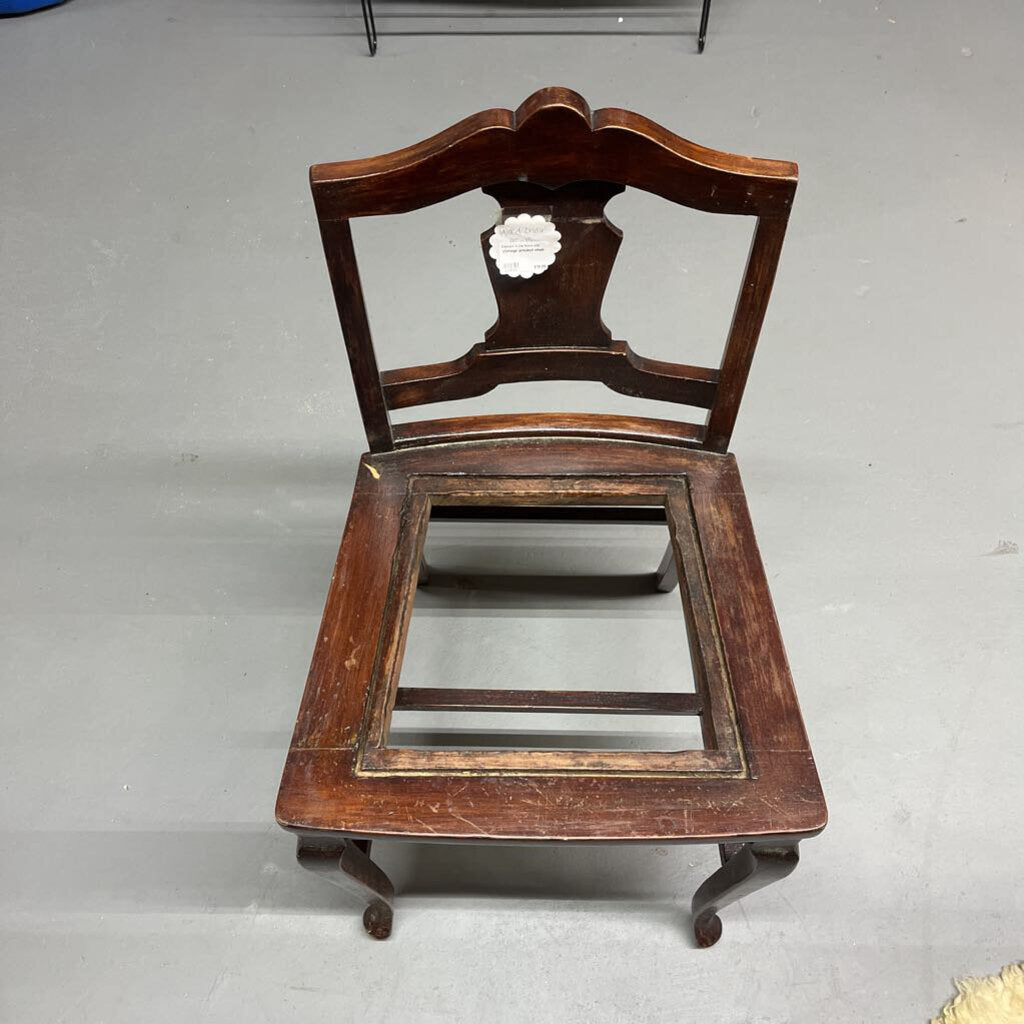VINTAGE PROJECT CHAIR