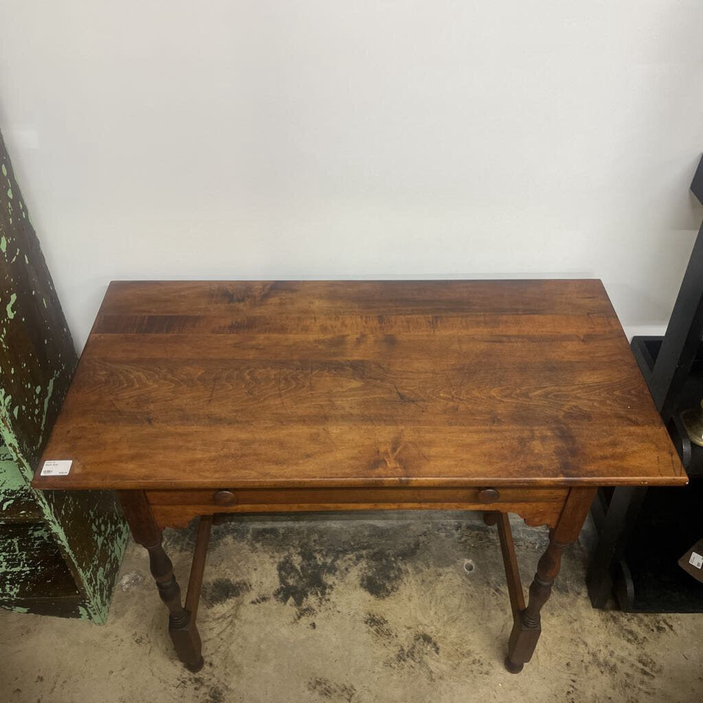MAPLE DESK