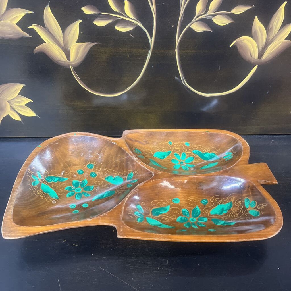 VTG WOOD LEAF BOWL W/ GREED INLAY